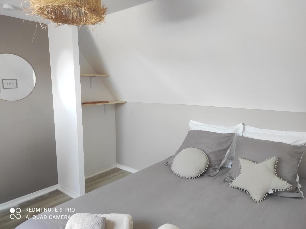 ホテル Gite & Spa La Perle Verte Versainville エクステリア 写真